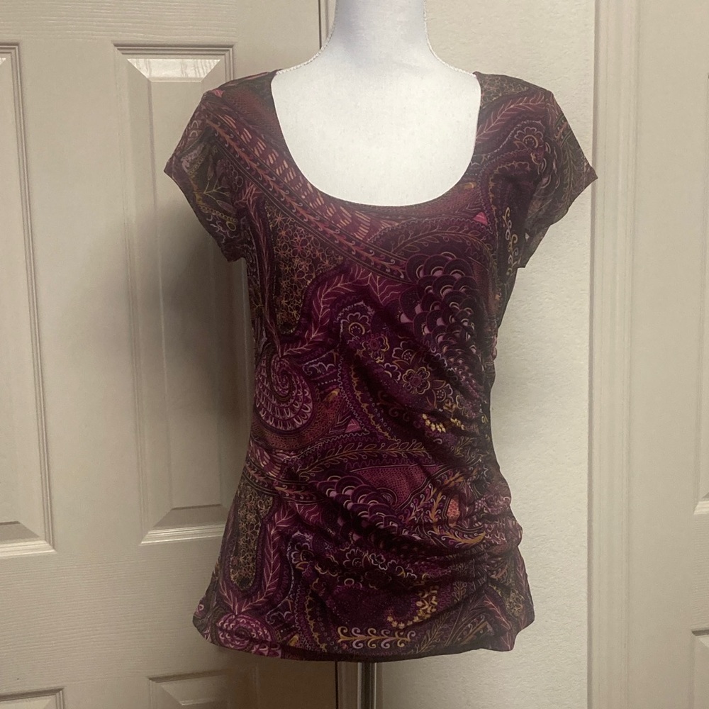 Apt. 9 Women's Scoop Neck Paisley Top - Burgundy with Gold Accents